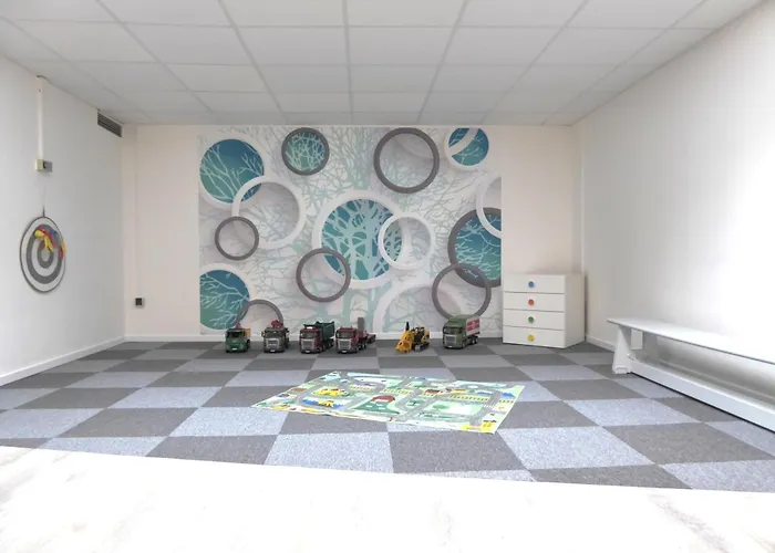 Nature Vibes Pool Sauna Terrasse Wifi Balkon Near Lift Apartment